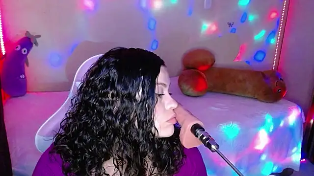 kim saenz20 online show from 05-30-26, 04:20