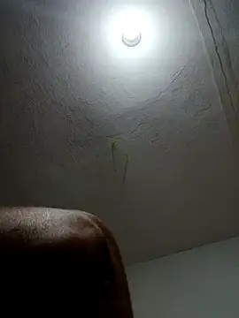 Nicolaskribeiro online show from 12-20-25, 06:37