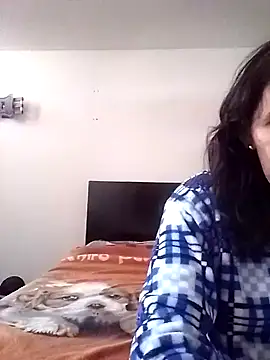 Cameron puppy online show from 10-28-25, 06:32