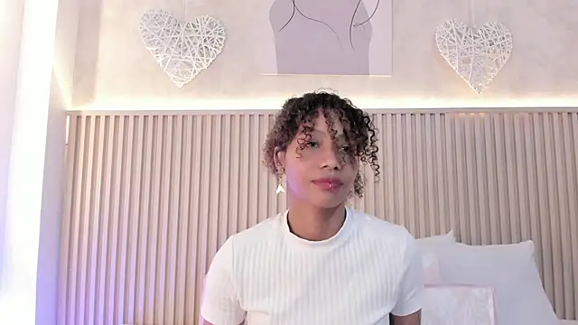 daiana curly online show from 10-24-25, 07:54