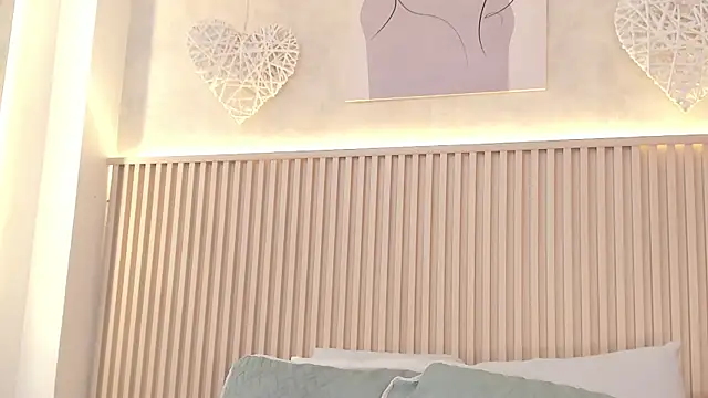 daiana curly online show from 03-06-26, 08:05