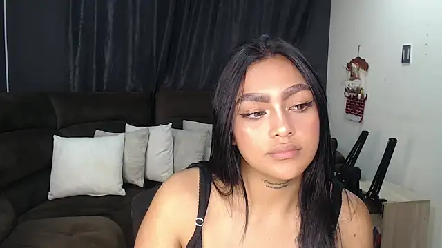 fairylatin222 online show from 12-15-25, 10:36