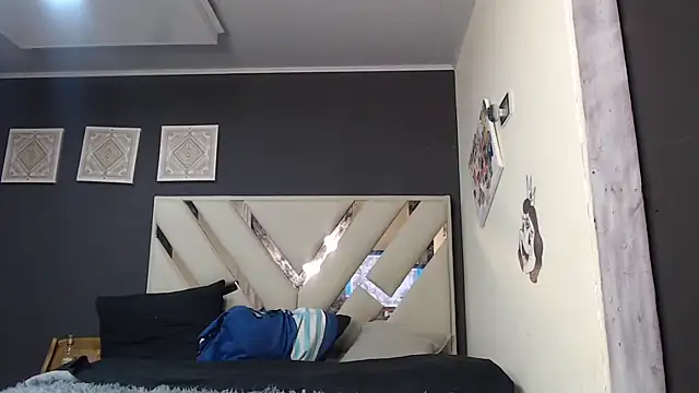 fairylatin222 online show from 04-11-26, 11:25