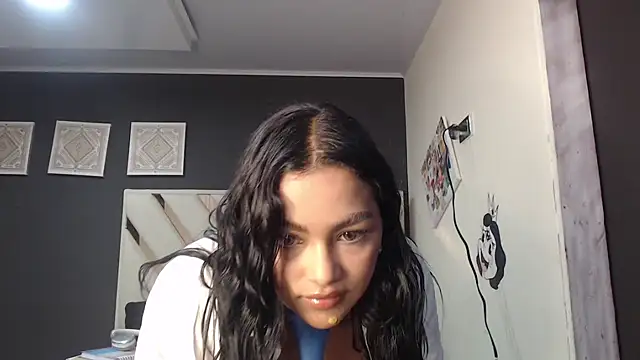 fairylatin222 online show from 04-17-26, 08:56