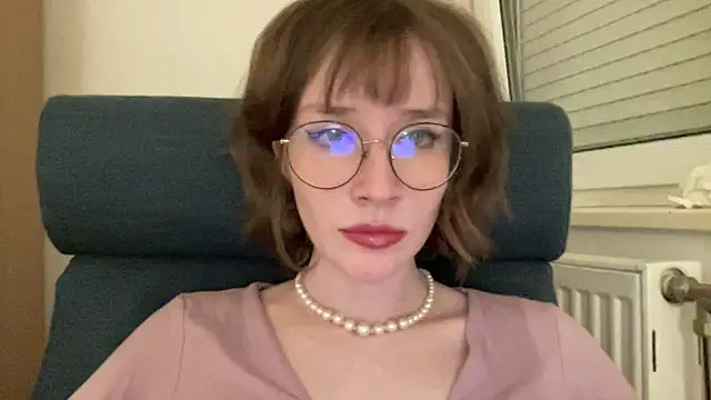 Snapshot of ms_christiana chatting on 05-08-26, 09:31 ms christiana online show from 05-08-26, 09:31