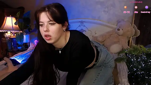 JulieHeets online show from 01-02-25, 10:37