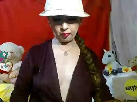 hottieperla online show from 03-07-26, 08:06