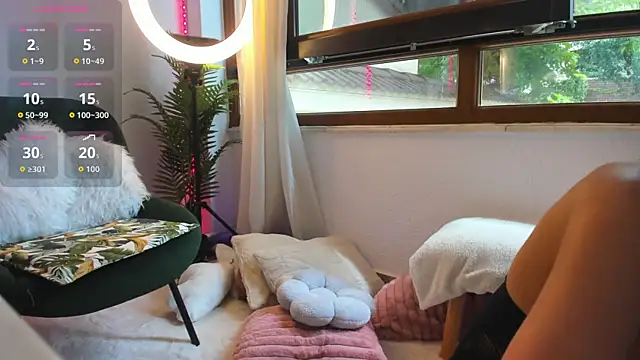 Awesome Jolie online show from 07-23-26, 10:46