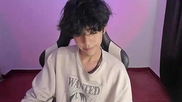 Alan26  online show from 01-21-25, 03:37