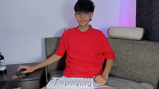 Alan26  online show from 03-12-25, 08:52