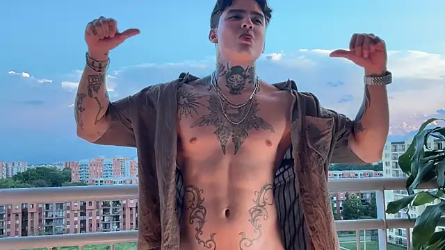 dantecoppolaa  online show from 04-02-26, 11:02