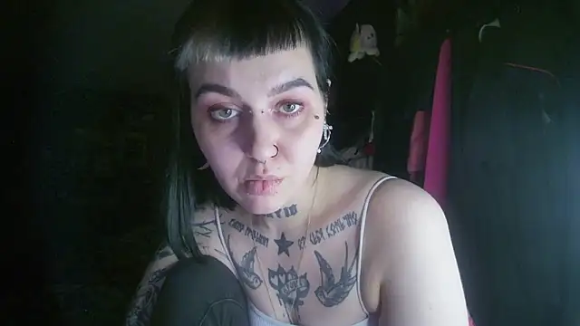 Snapshot of MoorderxDoll chatting on 01-09-25, 09:26 MoorderxDoll online show from 01-09-25, 09:26