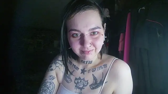 Snapshot of MoorderxDoll chatting on 01-10-25, 11:08 MoorderxDoll online show from 01-10-25, 11:08