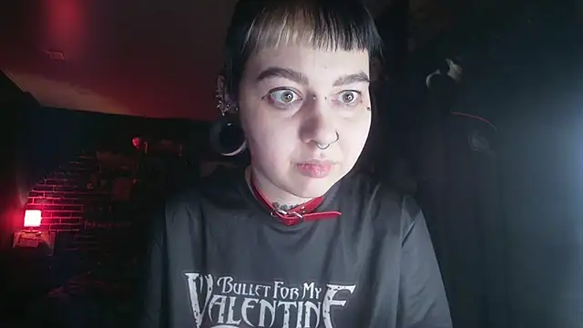 Snapshot of MoorderxDoll chatting on 02-13-25, 07:52 MoorderxDoll online show from 02-13-25, 07:52