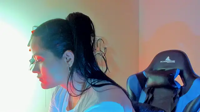 scarlet-kennedy98 online show from 04-14-26, 08:59