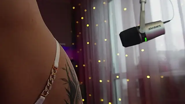 Snapshot of BOOLOCHKAA chatting on 12-27-24, 08:35 BOOLOCHKAA online show from 12-27-24, 08:35