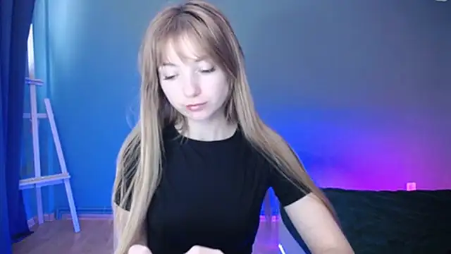 LuciaYoung online show from 02-11-25, 01:20