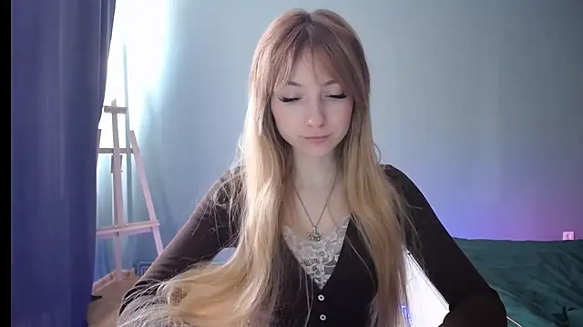 LuciaYoung online show from 02-18-25, 09:43