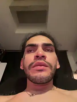 Snapshot of aangie__uwu chatting on 03-29-26, 03:50 aangie uwu online show from 03-29-26, 03:50