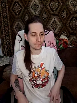 Nikki Sandy online show from 02-28-25, 05:04