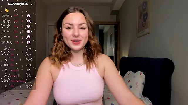 Snapshot of ThreeshaWhite chatting on 02-24-25, 03:53 ThreeshaWhite online show from 02-24-25, 03:53