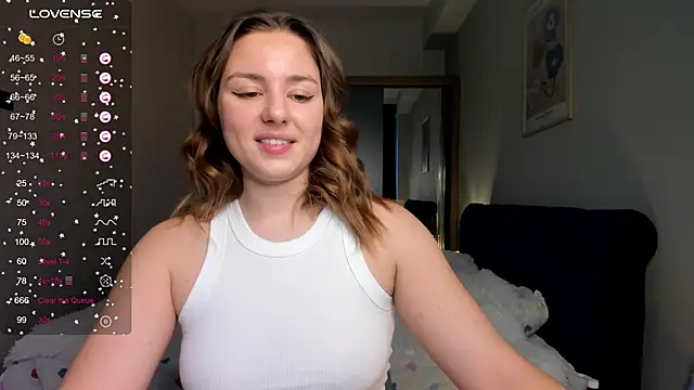 Snapshot of ThreeshaWhite chatting on 02-26-25, 06:15 ThreeshaWhite online show from 02-26-25, 06:15