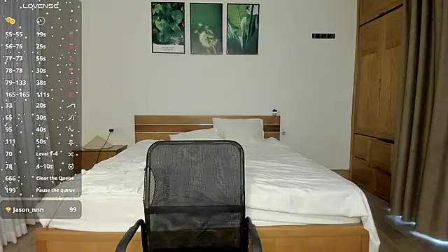 ThreeshaWhite online show from 06-02-26, 01:29