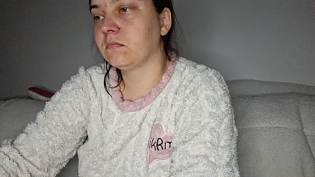 Cyndee Winter online show from 10-26-25, 08:15