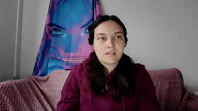 Snapshot of Cyndee_Winter chatting on 05-31-26, 06:42 Cyndee Winter online show from 05-31-26, 06:42