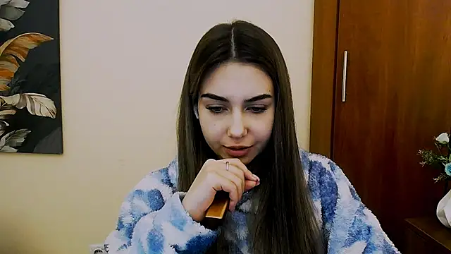 Lili magic online show from 02-15-25, 04:01