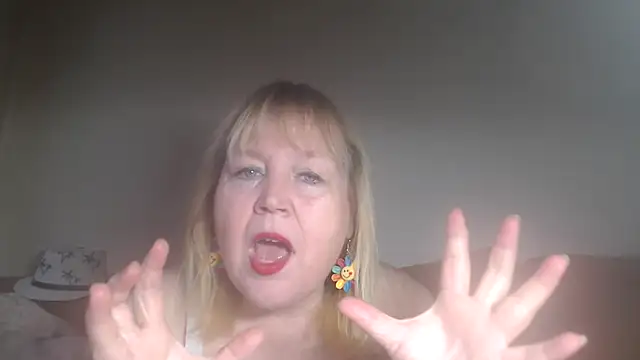 Blasflittchen online show from 01-29-25, 02:32