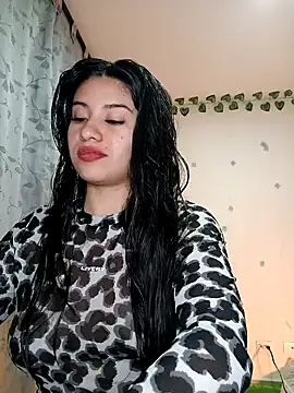 Snapshot of tara20_ chatting on 02-11-25, 02:35 tara20 online show from 02-11-25, 02:35