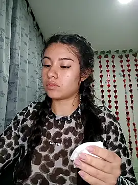 Snapshot of tara20_ chatting on 02-15-25, 02:15 tara20 online show from 02-15-25, 02:15