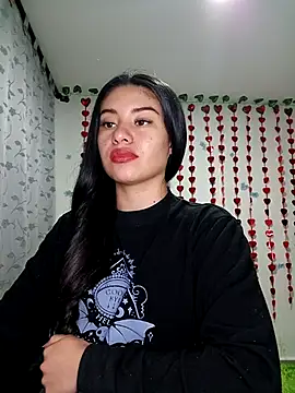 Snapshot of tara20_ chatting on 02-16-25, 03:37 tara20 online show from 02-16-25, 03:37