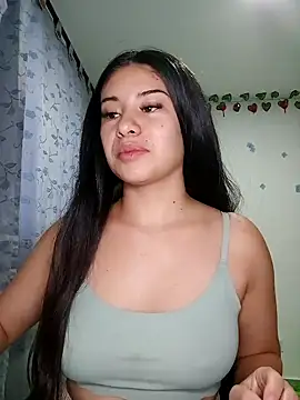 Snapshot of tara20_ chatting on 02-23-25, 10:42 tara20 online show from 02-23-25, 10:42