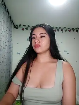Snapshot of tara20_ chatting on 03-19-25, 05:30 tara20 online show from 03-19-25, 05:30