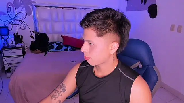 Niicky1  online show from 01-29-25, 08:35