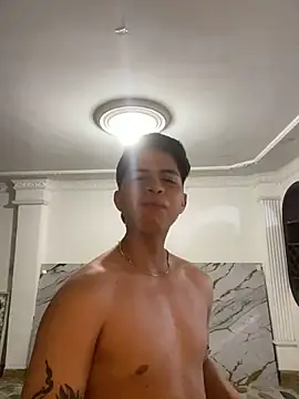 Niicky1  online show from 03-21-25, 12:18