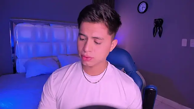 Niicky1  online show from 09-09-25, 08:41