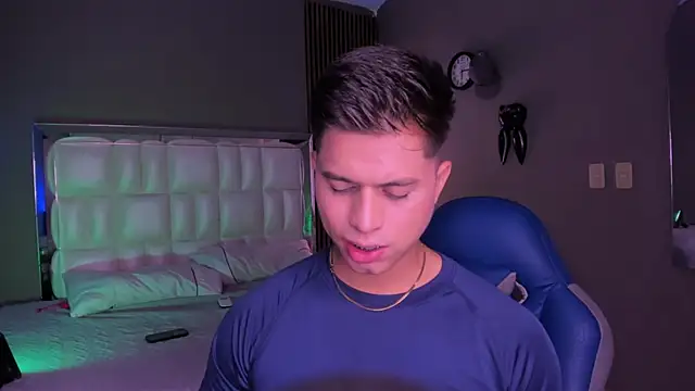 Niicky1  online show from 09-16-25, 08:32