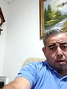 Snapshot of Manolete007x chatting on 03-23-25, 12:15 Manolete007x online show from 03-23-25, 12:15