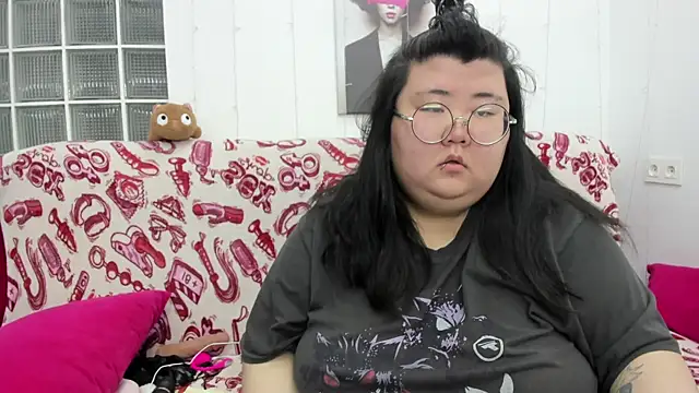 Nadine asian online show from 05-27-26, 09:06