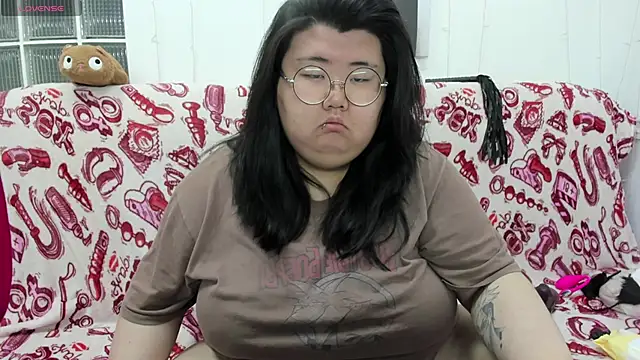 Nadine asian online show from 05-30-26, 01:25