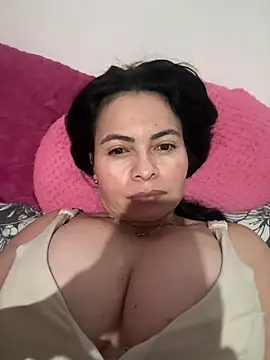 Snapshot of Janna099 chatting on 06-23-26, 12:58 Janna099 online show from 06-23-26, 12:58