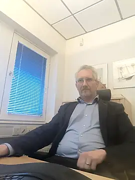 tom-swede online show from 03-11-25, 03:45