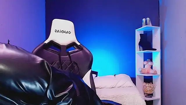 JadaRoberts online show from 11-27-25, 12:07