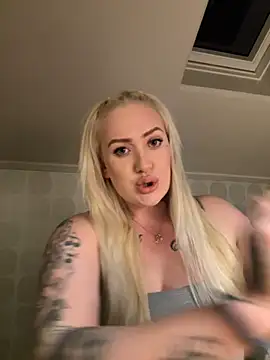 QueenOfFknBj online show from 02-07-25, 05:29