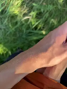 Snapshot of Przystojniak77 chatting on 09-21-25, 01:24 Przystojniak77 online show from 09-21-25, 01:24