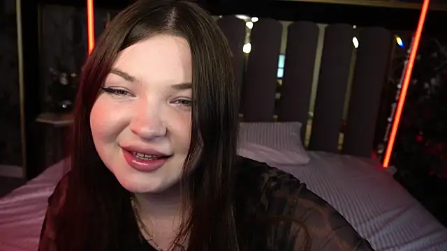 RosieMoons online show from 12-15-25, 08:24