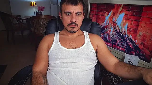 Snapshot of officeman7 chatting on 12-07-24, 05:31 officeman7 online show from 12-07-24, 05:31